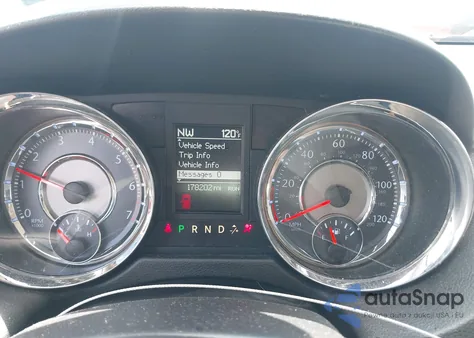 2013 Chrysler Town & Country Touring z USA, uszkodzony, nr VIN 2C4RC1BG1DR810277